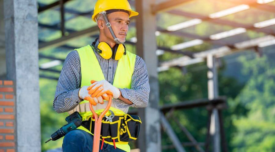 Professional gutter cleaning in Almont, CO